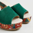 Philadelphia Artisan Wedge Slide